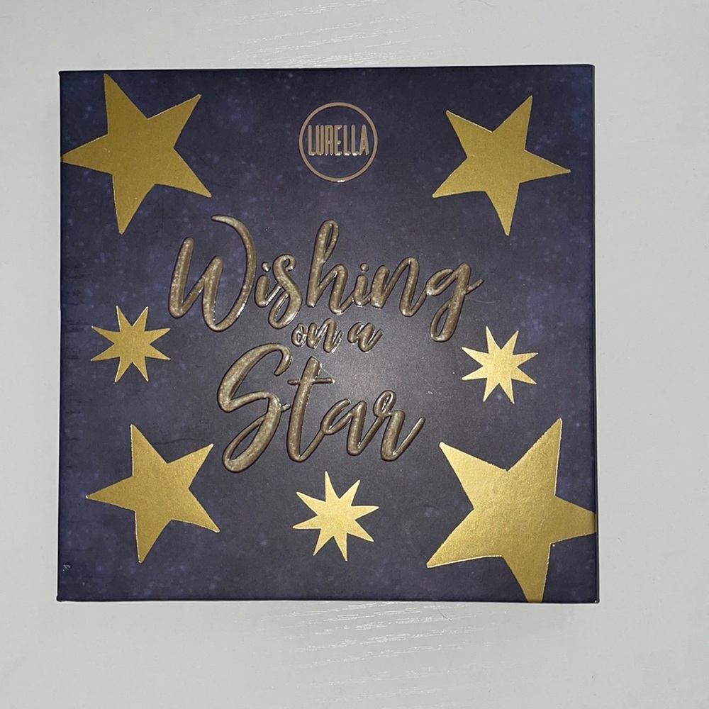 Wishing on a star eyeshadow palette